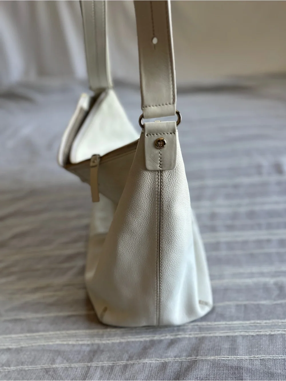 KATE SPADE NY Bone Pebbled Leather Vintage Y2K Hobo Bag Shoulder Purse
